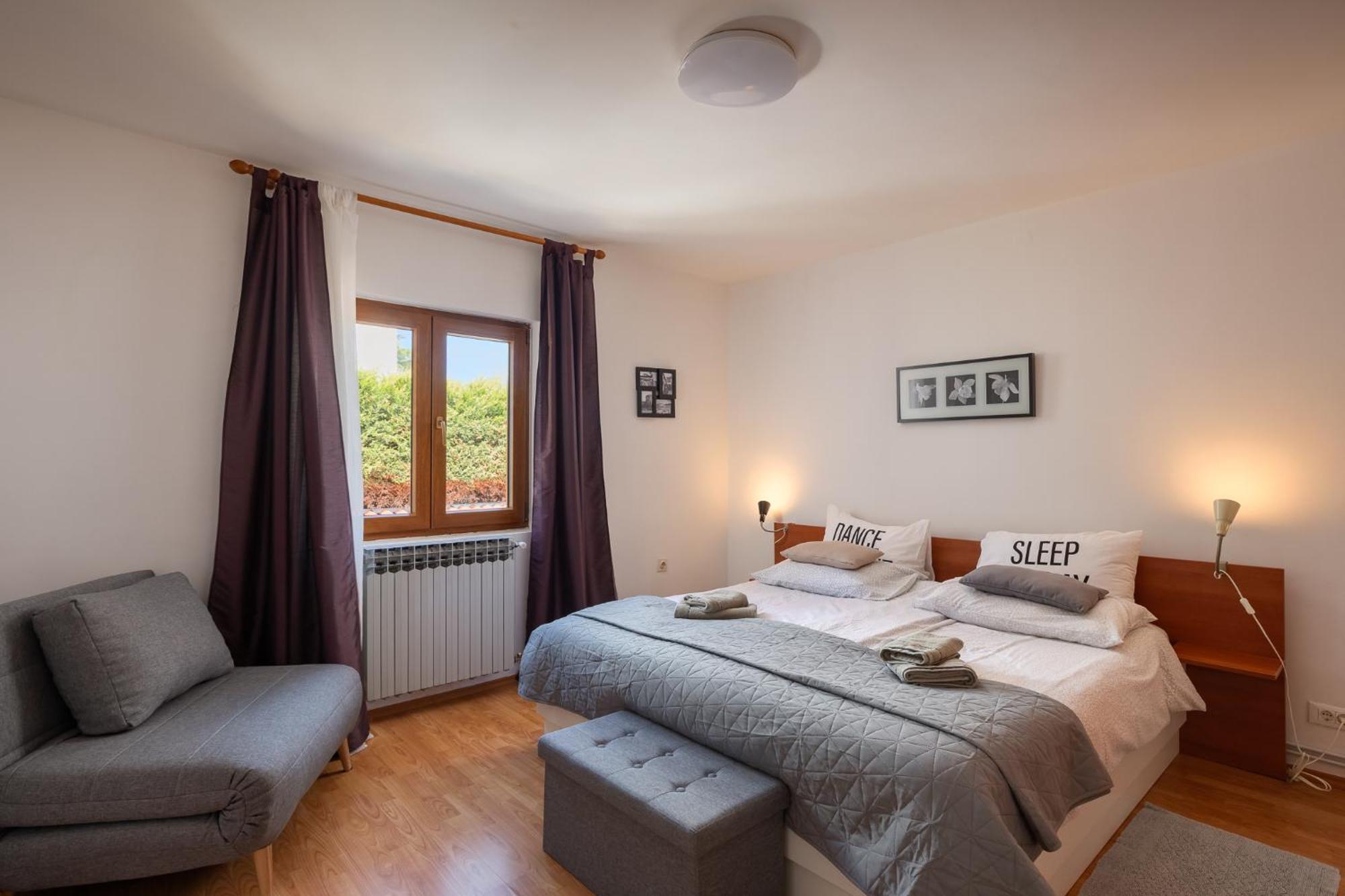 Beach House - Sea Breeze Porec Esterno foto